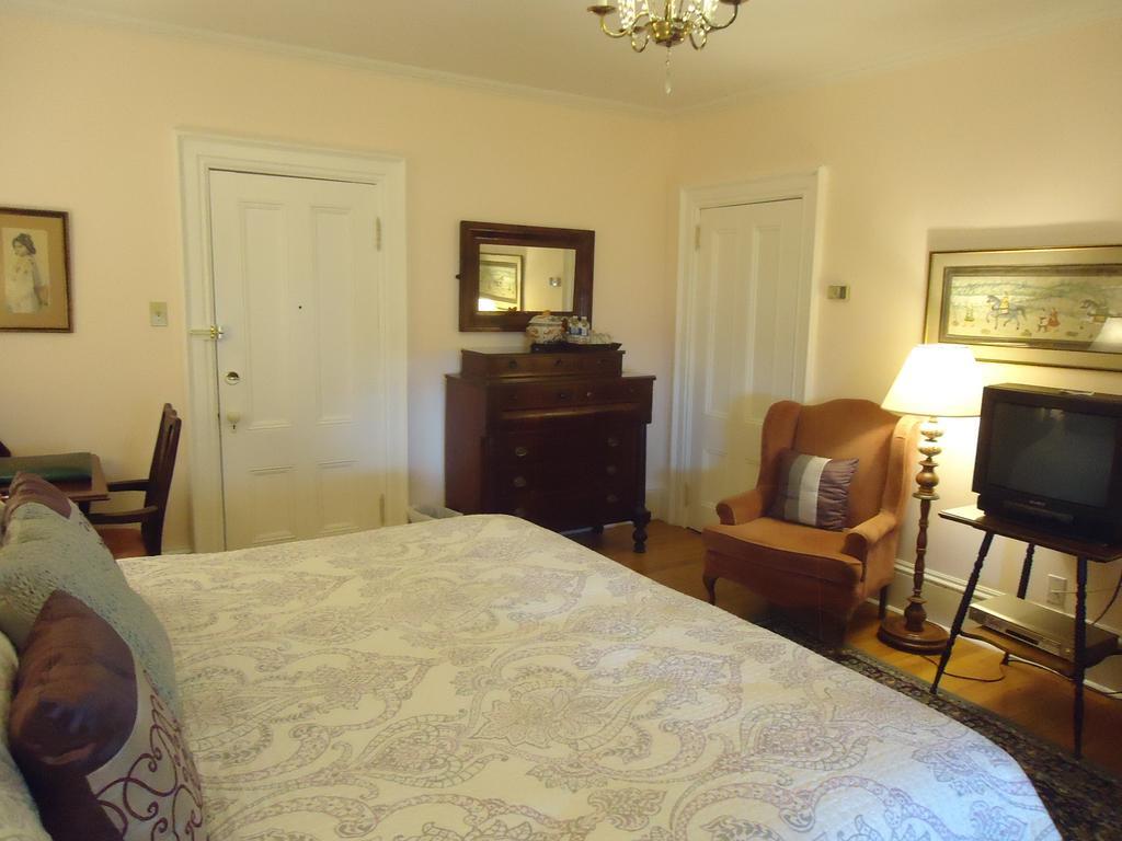 Governor'S Mansion Inn มิรามิชี ห้อง รูปภาพ